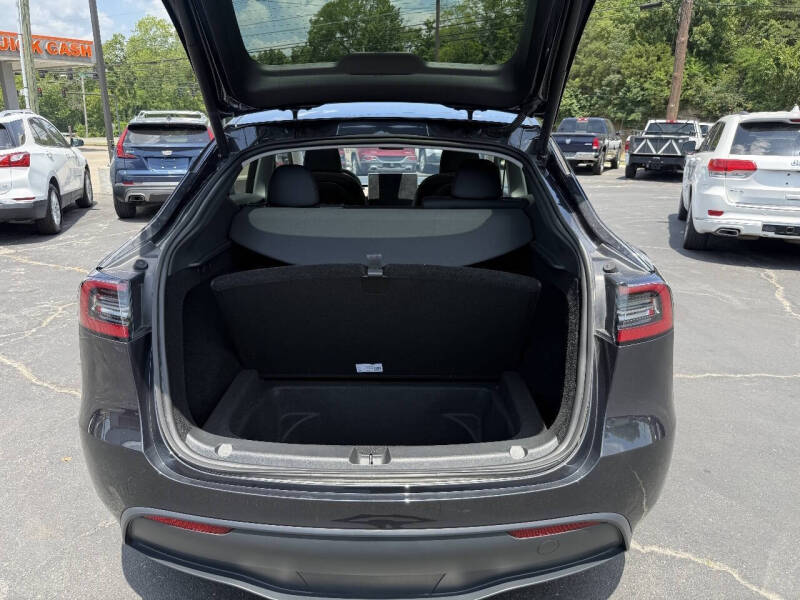 2024 Tesla Model Y Long Range