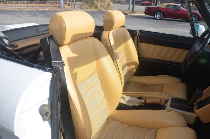 1991 Alfa Romeo Spider Veloce