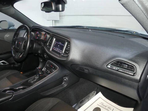 2021 Dodge Challenger SXT
