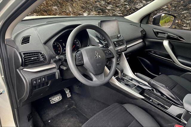 2022 Mitsubishi Eclipse Cross LE
