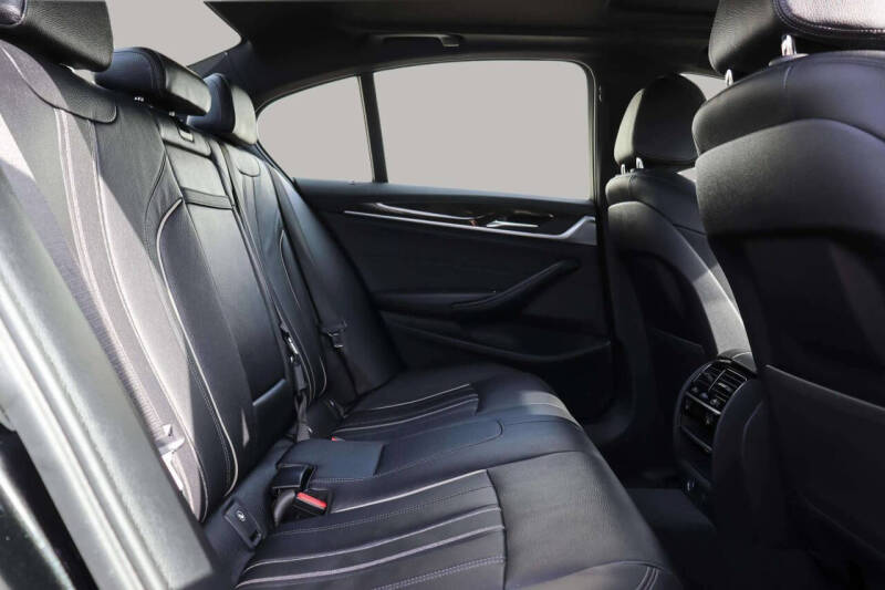 2017 BMW 5 Series 530i xDrive