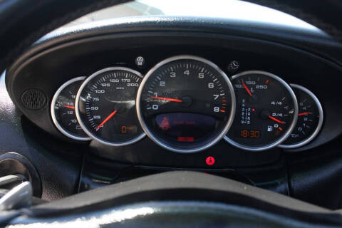2004 Porsche 911 Carrera