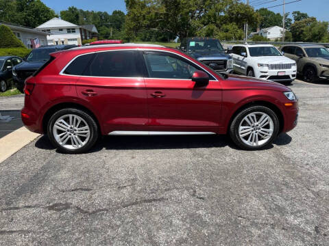 2018 Audi Q5 2.0T quattro Premium Plus