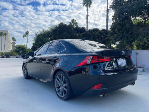 2016 Lexus IS 200t