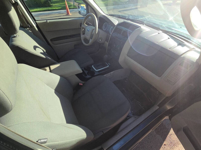 2011 Ford Escape XLS