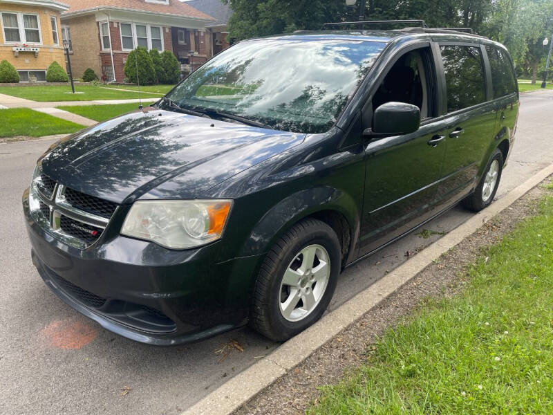 2013 Dodge Grand Caravan for sale at Apollo Motors INC in Chicago IL