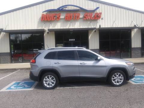 2014 Jeep Cherokee for sale at DOUG'S AUTO SALES INC in Pleasant View TN