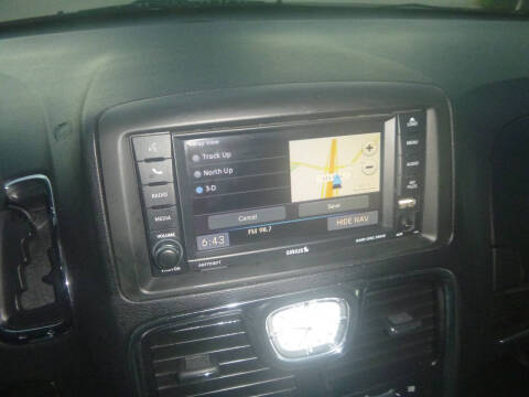 2013 Chrysler Town and Country Touring-L