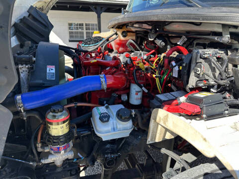 2022 Freightliner M2 106