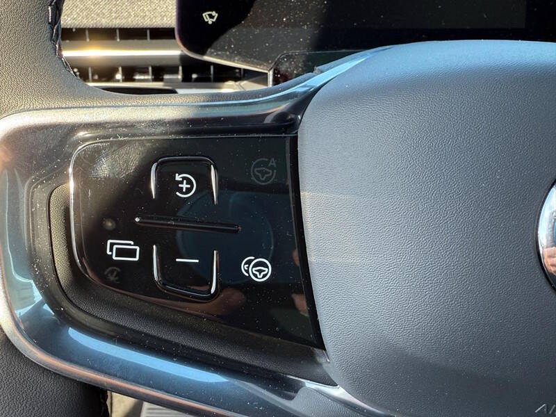 2025 Volvo EX90 Twin Performance Ultra 6P