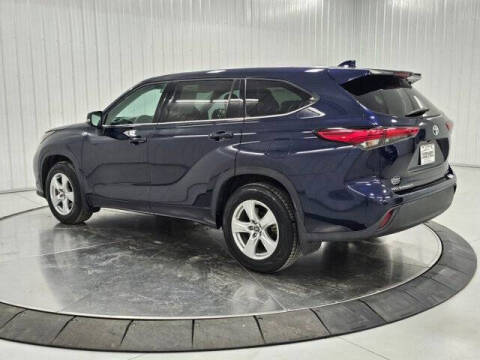 2021 Toyota Highlander LE