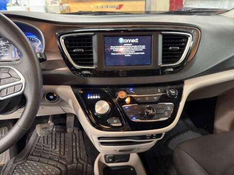 2019 Chrysler Pacifica L