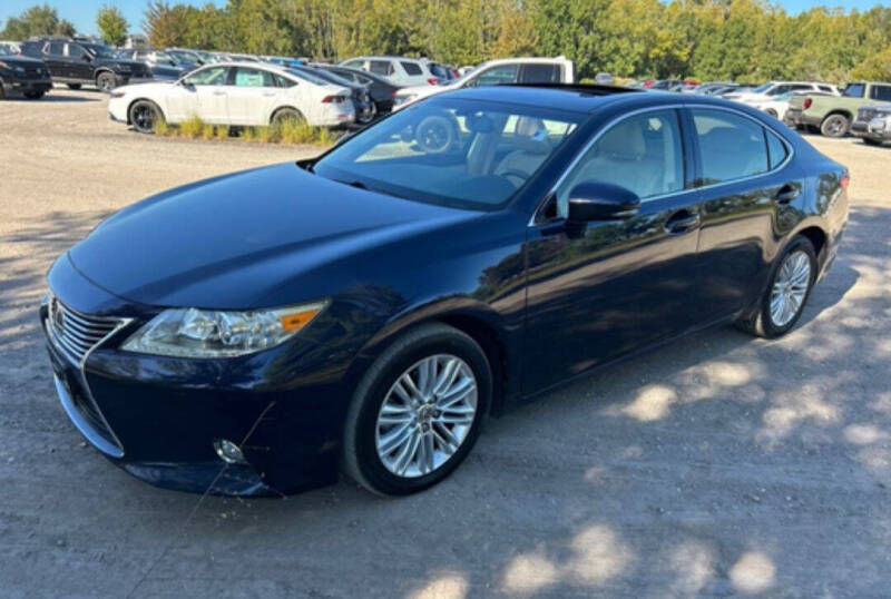 2014 Lexus ES 350's photo