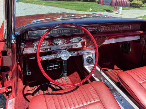 1961 Oldsmobile Starfire