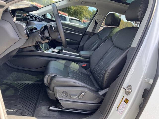 2024 Audi Q8 e-tron quattro Prestige