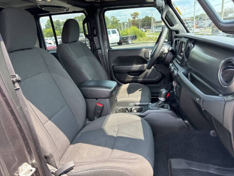 2023 Jeep Gladiator Willys