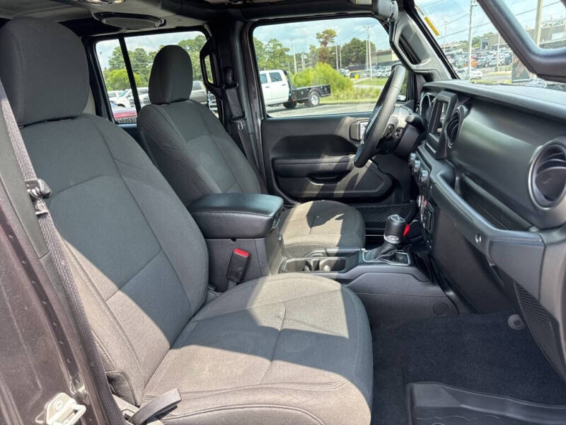 2023 Jeep Gladiator Willys