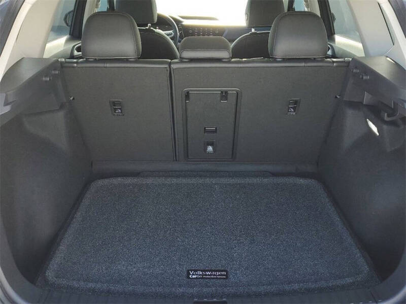 2024 Volkswagen Taos SE 4Motion