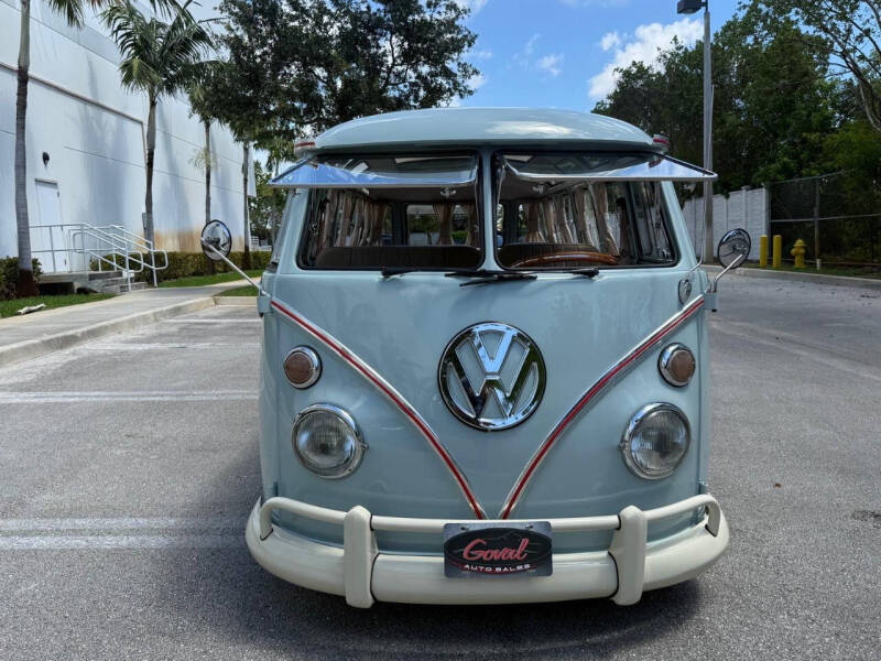 1972 Volkswagen Bus