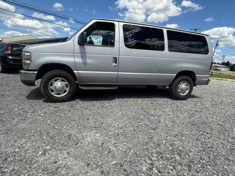 2013 Ford E-Series E-350 SD XLT