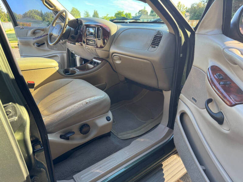 2001 Ford Expedition Eddie Bauer