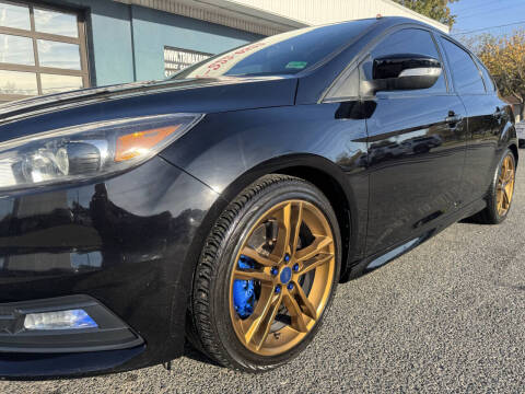 2017 Ford Focus ST