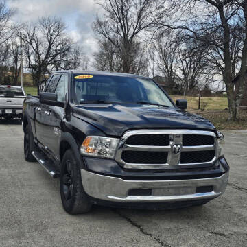 2016 RAM 1500 SLT