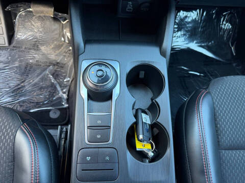 2025 Ford Escape ST-Line