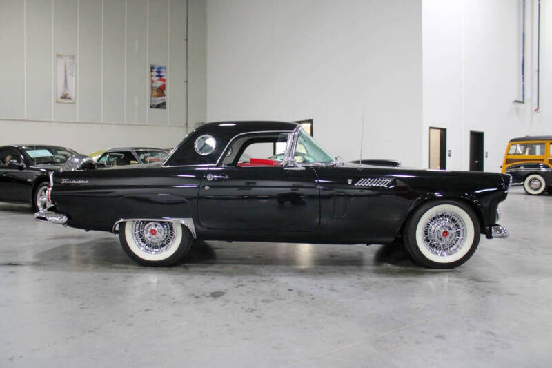 1956 Ford Thunderbird