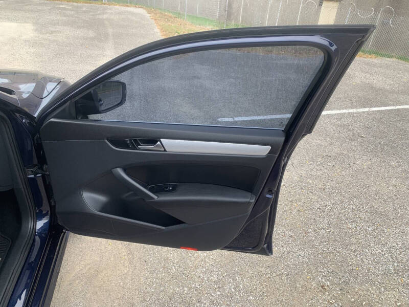 2013 Volkswagen Passat SE PZEV