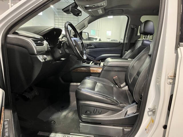 Used 2020 Chevrolet Tahoe Premier with VIN 1GNSCCKC6LR149447 for sale in Peoria, AZ