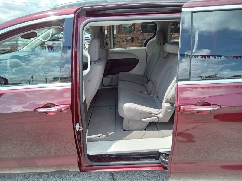 2018 Chrysler Pacifica Touring Plus