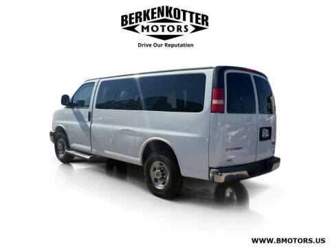 2015 GMC Savana LT 2500