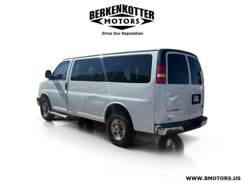 2015 GMC Savana LT 2500