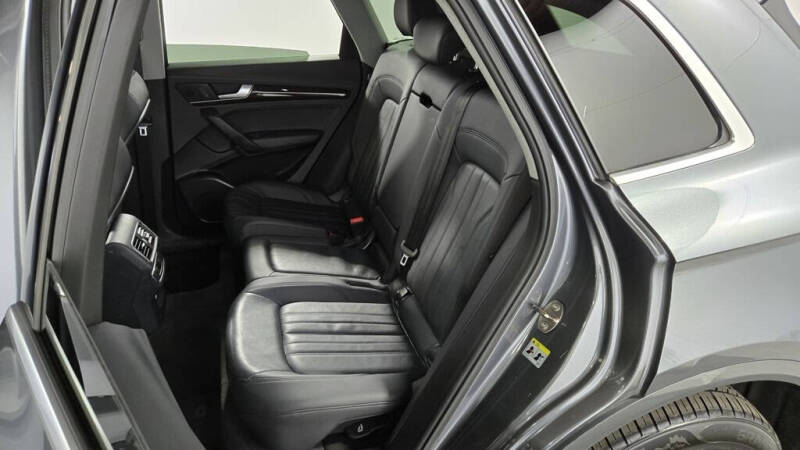 2019 Audi Q5 quattro Premium 45 TFSI