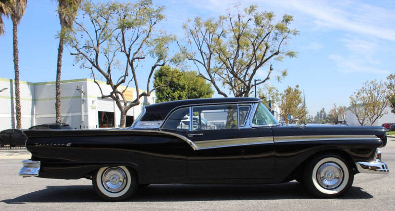 1957 Ford Fairlane 500