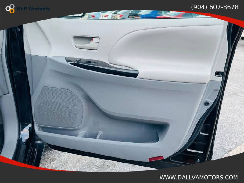 2014 Toyota Sienna