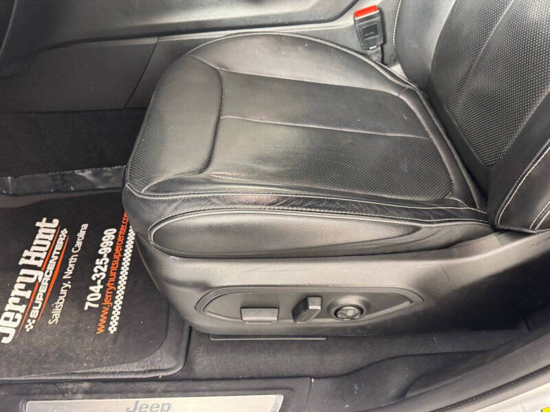 2023 Jeep Grand Cherokee L Overland