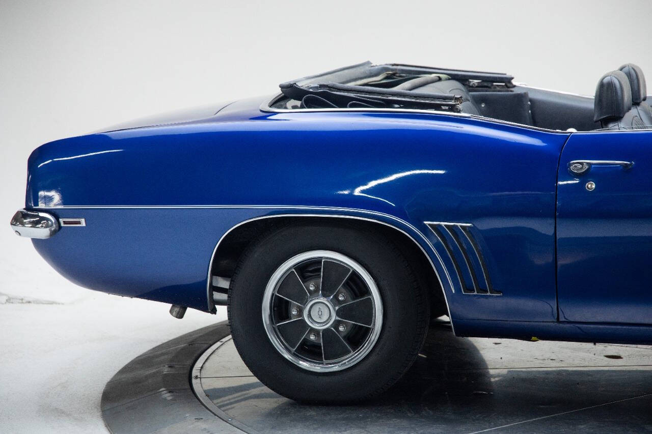 1969 Chevrolet Camaro 24