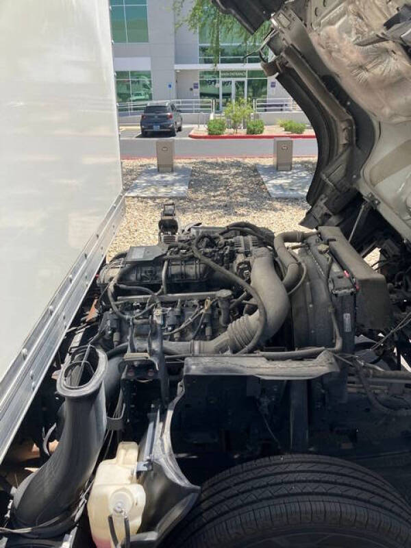 2017 Chevrolet 3500 LCF