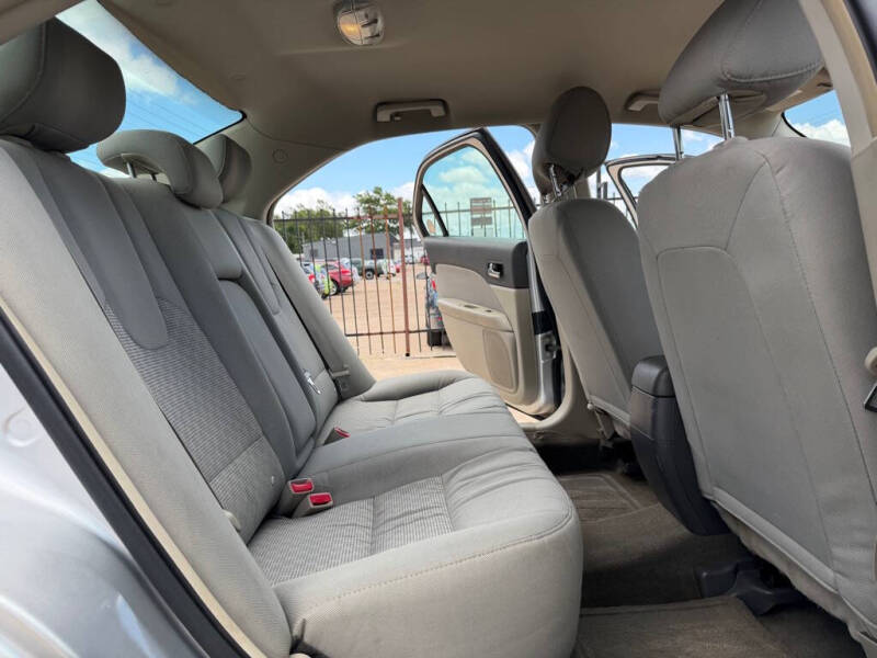 2012 Ford Fusion S