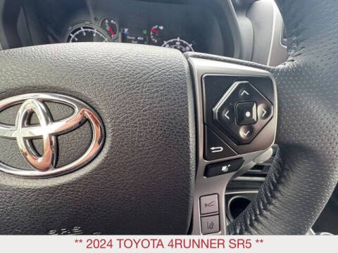 2024 Toyota 4Runner SR5