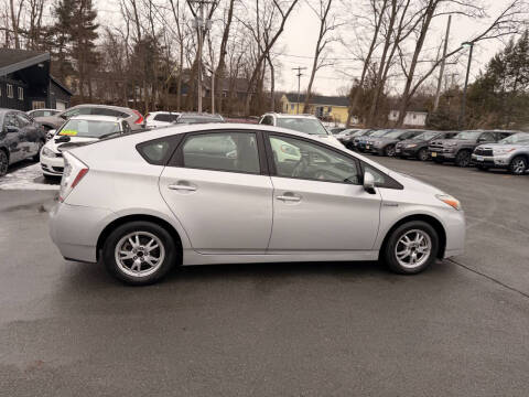 2010 Toyota Prius III
