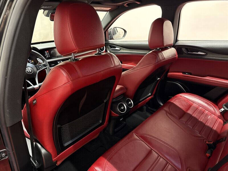 2018 Alfa Romeo Stelvio Ti Sport