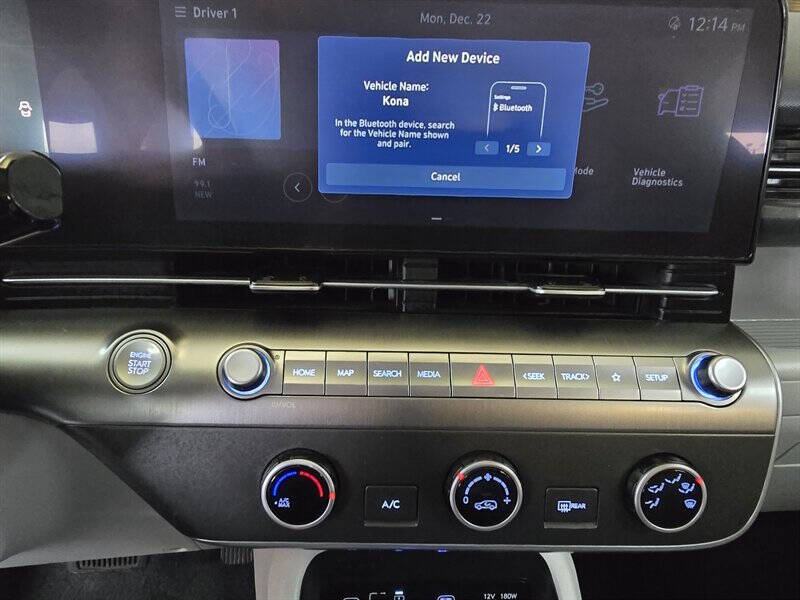 2024 Hyundai Kona SE