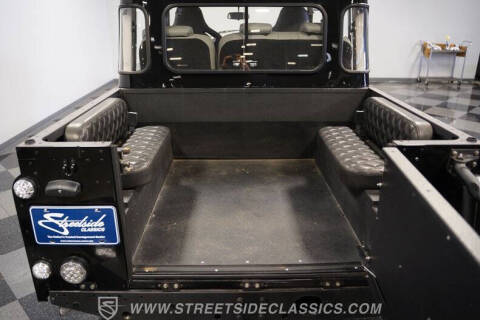 1984 Land Rover Defender