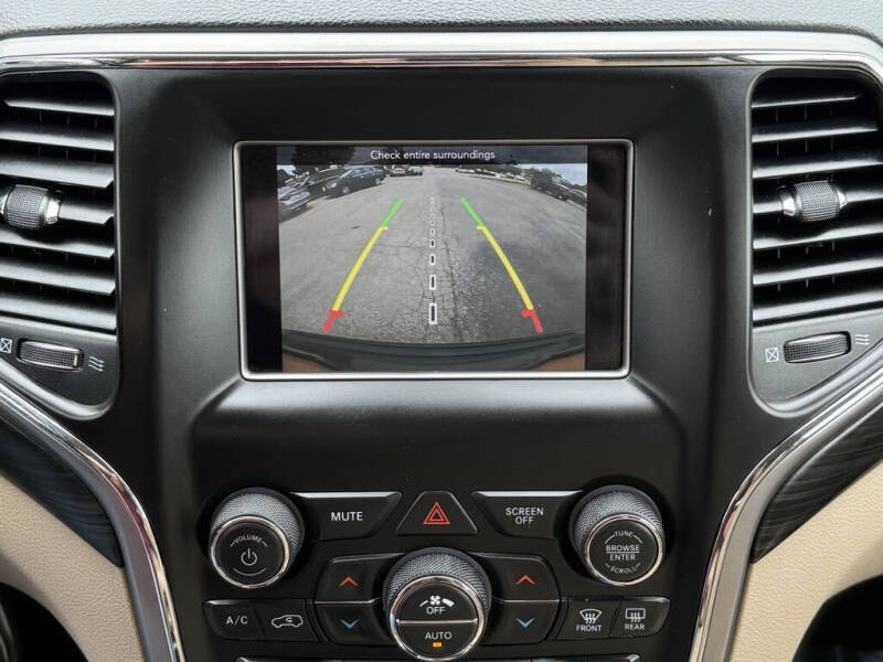 2021 Jeep Grand Cherokee Laredo E