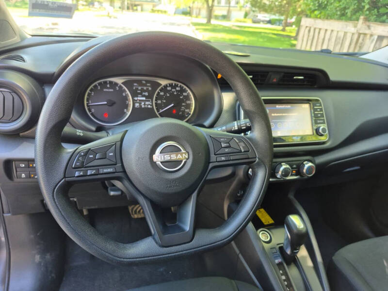 2023 Nissan Kicks S