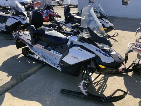 2020 Ski-Doo Grand Touring Sport Rotax®