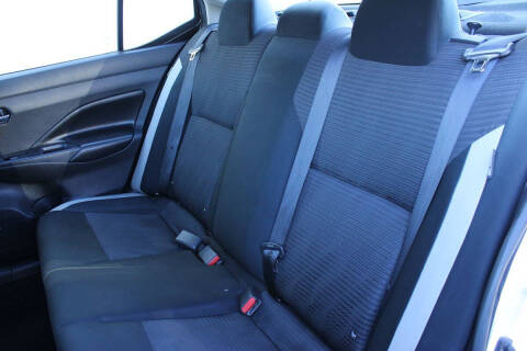 2020 Nissan Versa SV